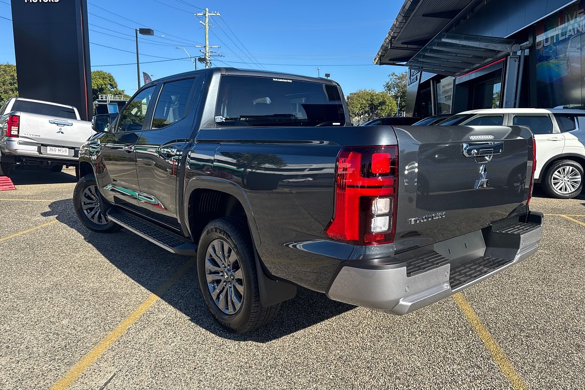 2025 Mitsubishi Triton GLS MV 4X4