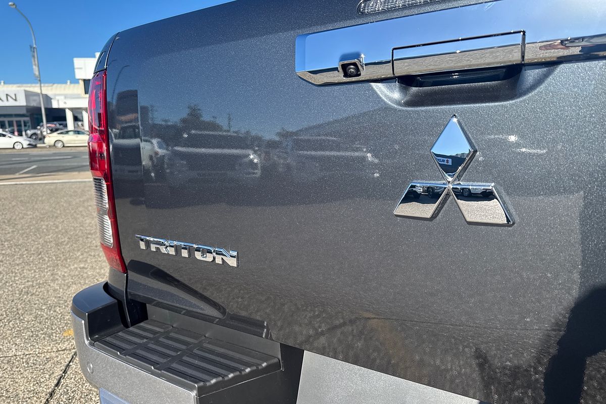 2025 Mitsubishi Triton GLS MV 4X4