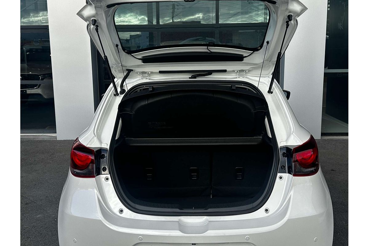 2025 Mazda 2 G15 Evolve DJ Series