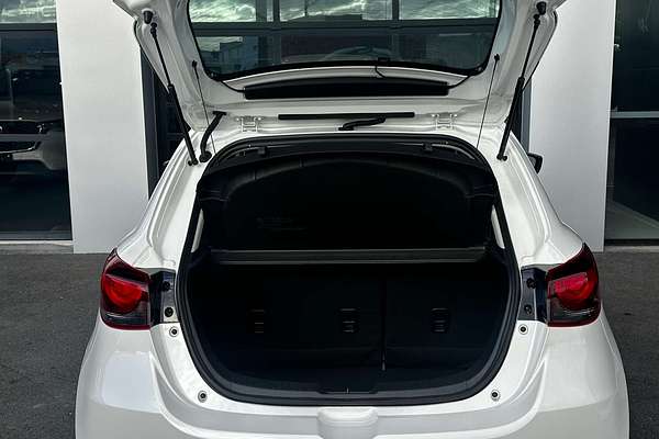 2025 Mazda 2 G15 Evolve DJ Series