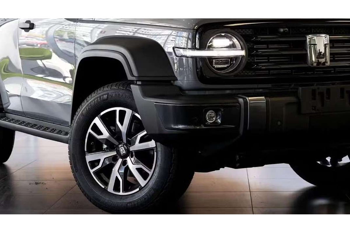 2025 GWM Tank 300 Ultra Hybrid P01