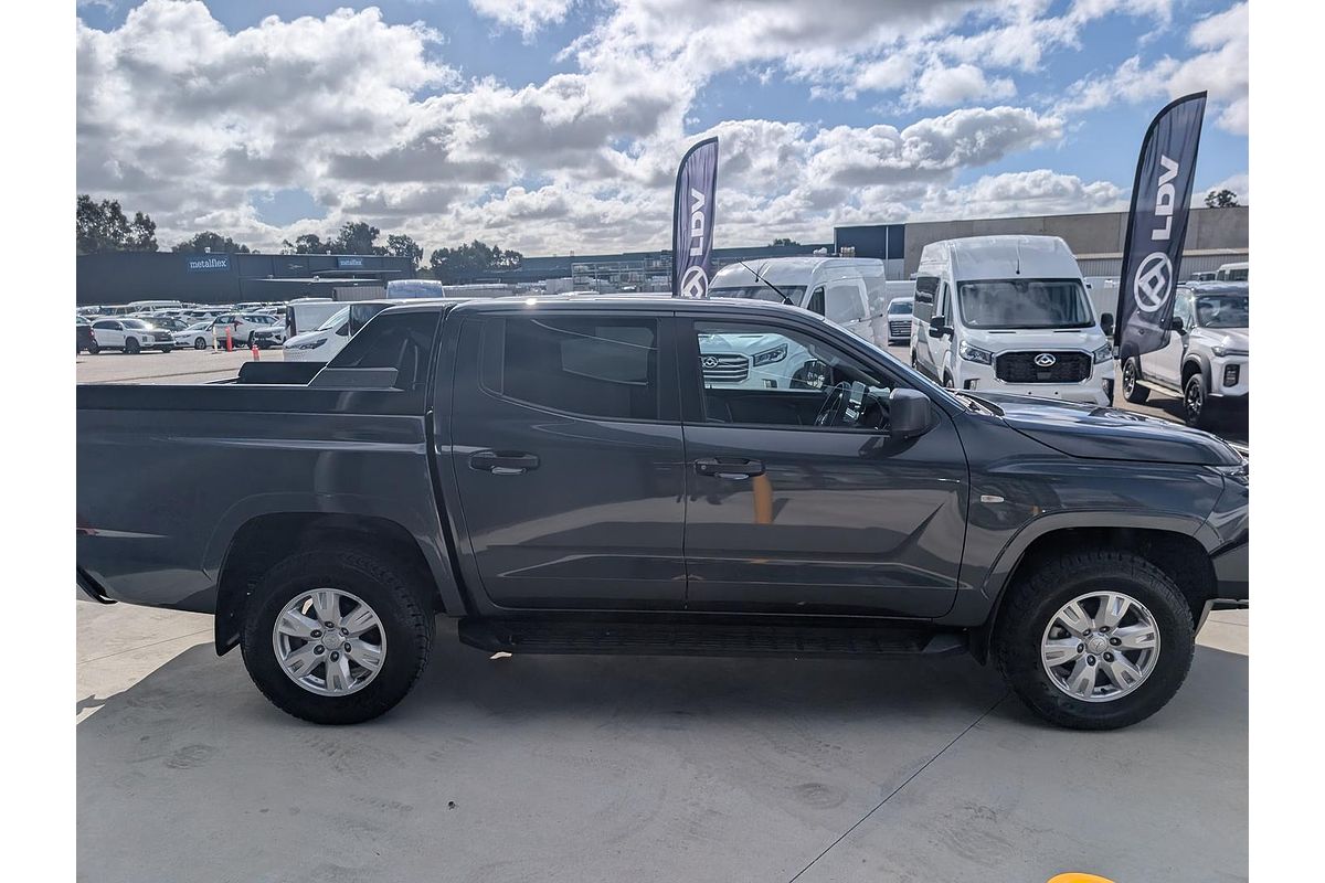 2024 Mitsubishi Triton GLX+ MV 4X4