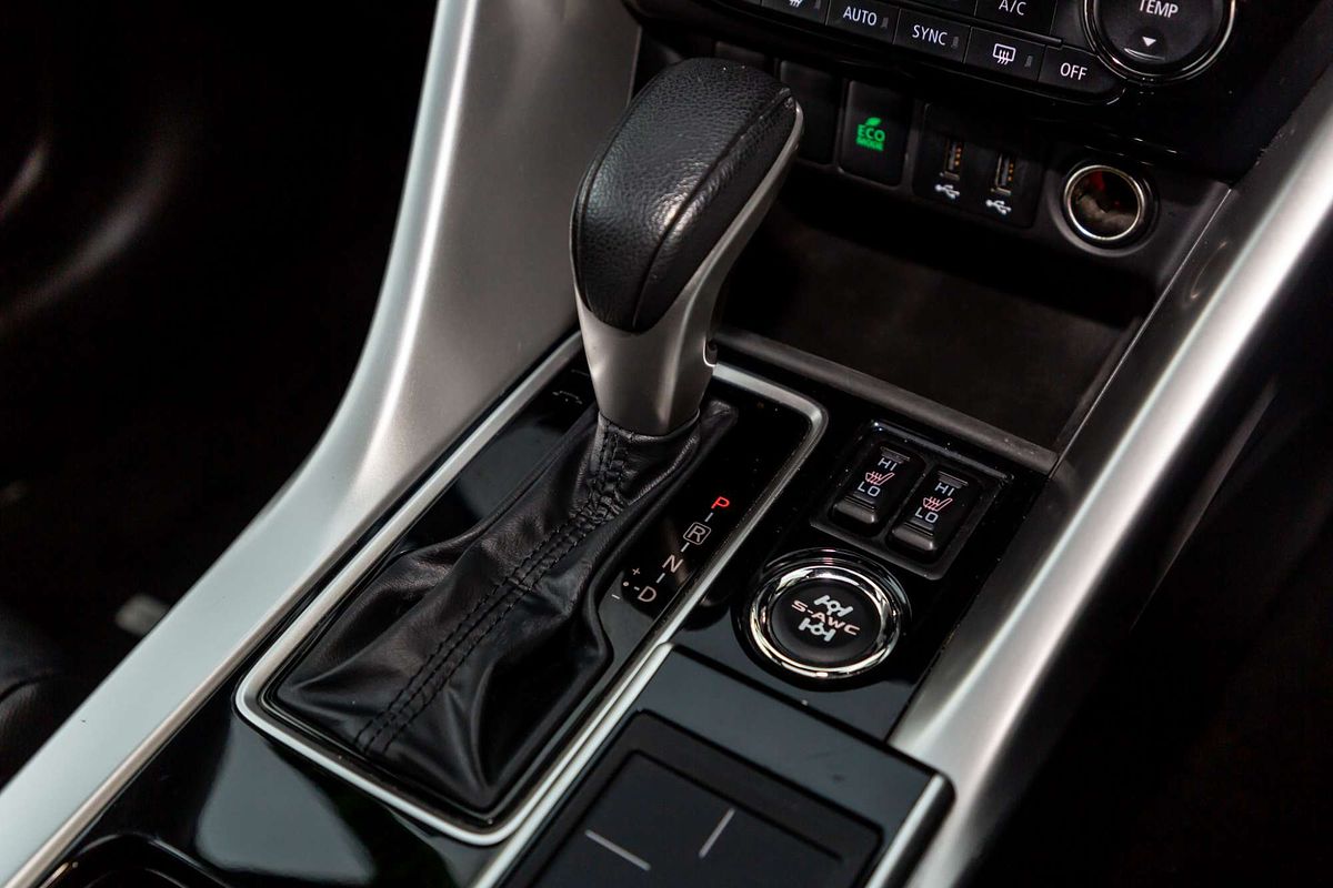 2020 Mitsubishi Eclipse Cross LS YA