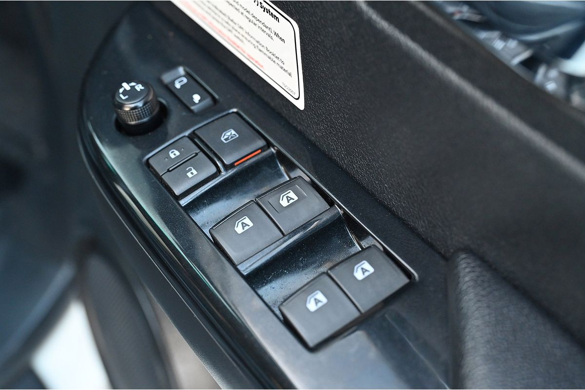 2020 Toyota Hilux Rogue GUN126R 4X4