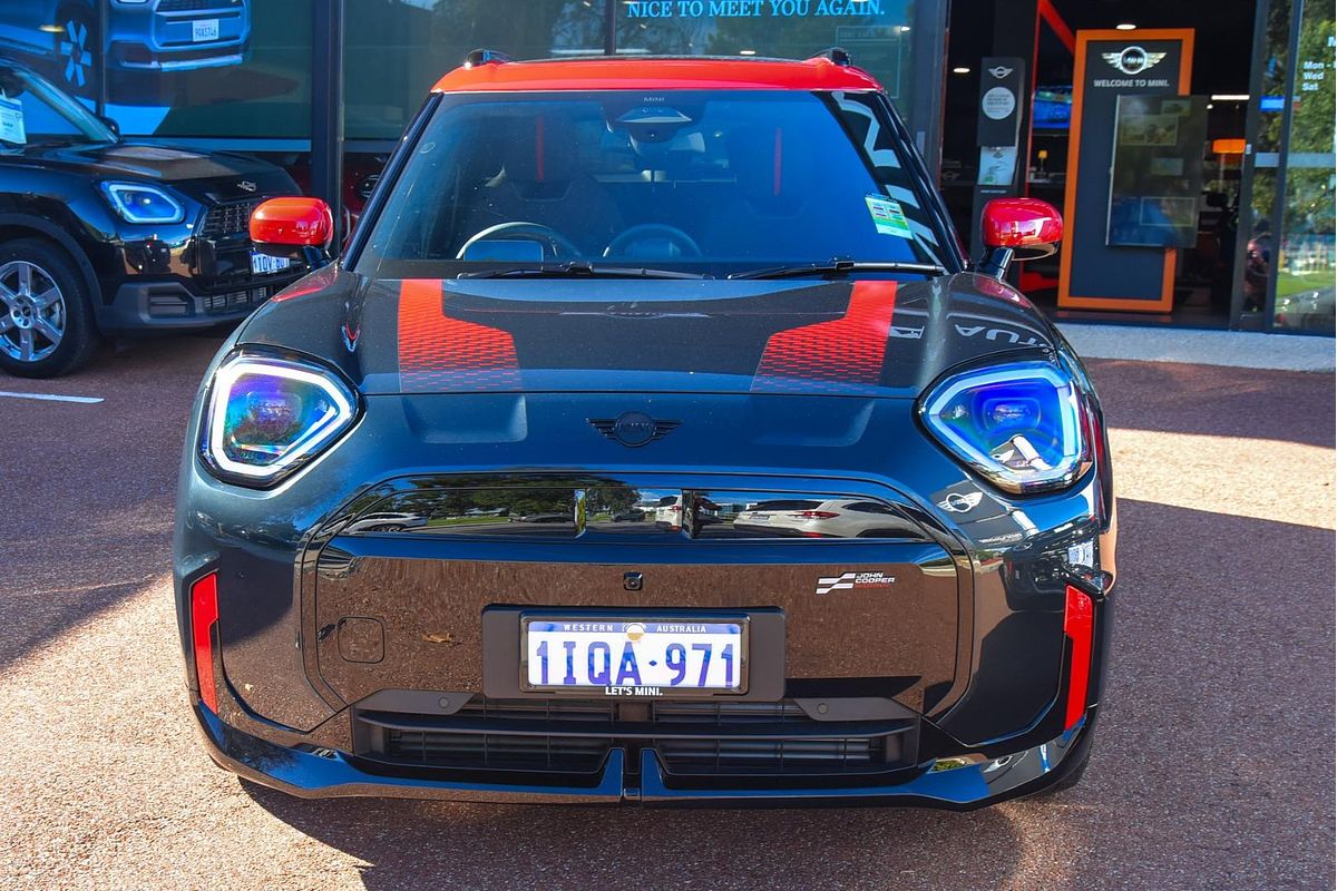 2025 MINI Aceman JCW E Favoured J05