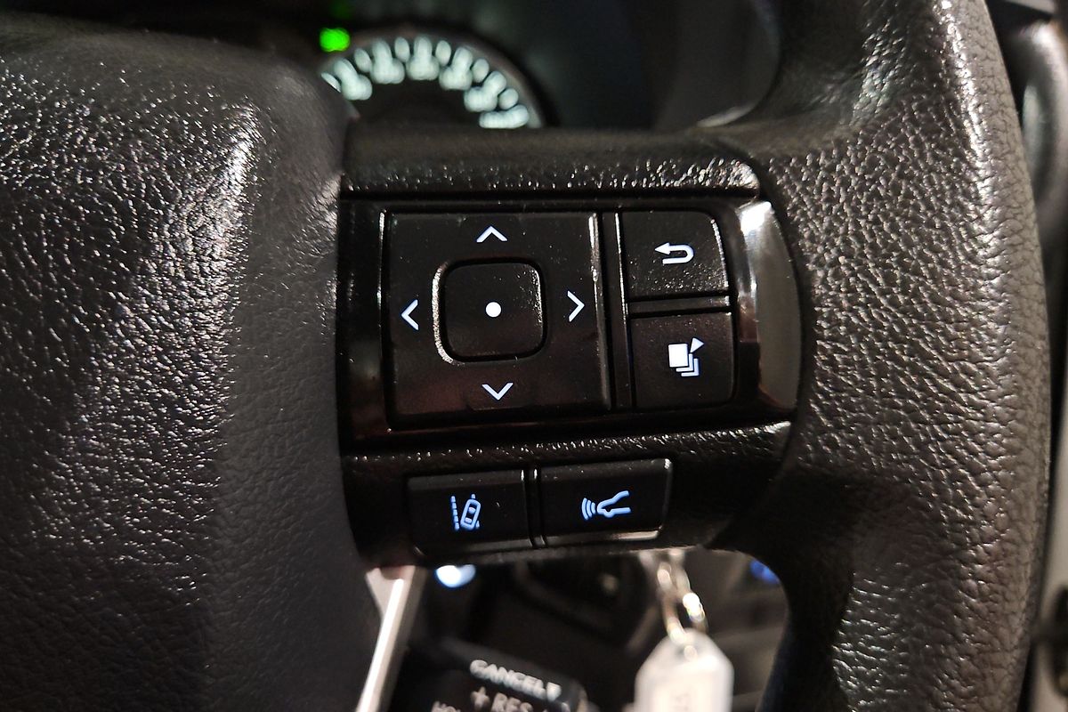 2021 Toyota Hilux SR GUN126R 4X4