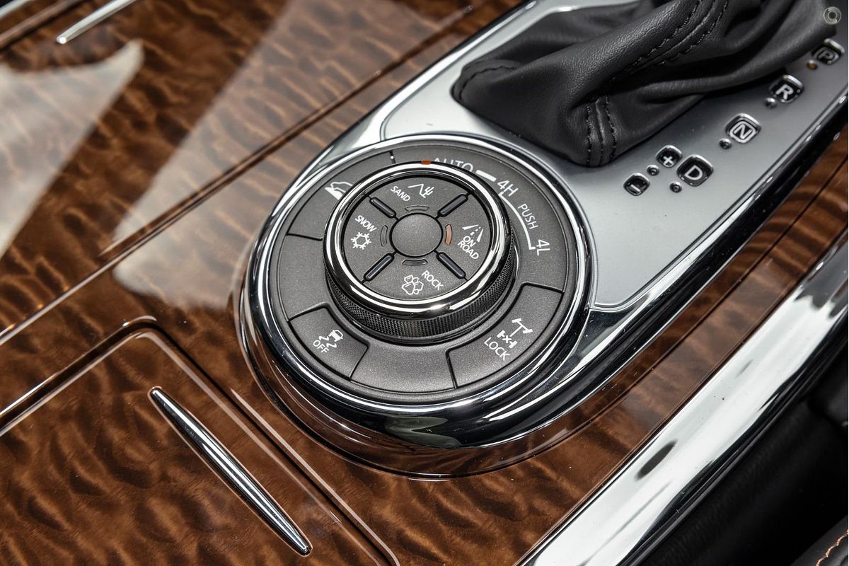 2024 Nissan Patrol Ti-L Y62