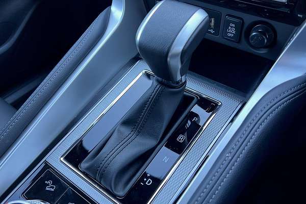 2024 Mitsubishi Pajero Sport Exceed QG