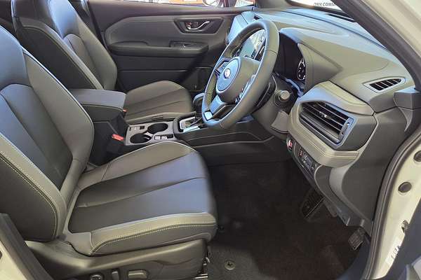 2025 Subaru Forester Sport S6