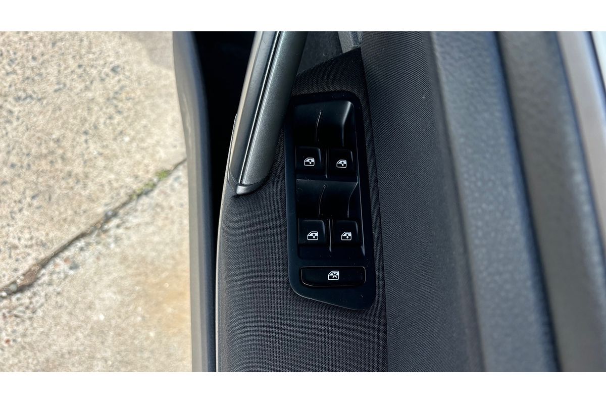2016 Volkswagen Golf 92 TSI Trendline AU MY17