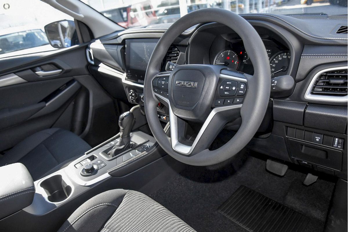 2025 Isuzu MU-X LS-M