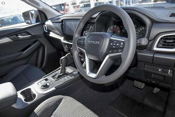 2025 Isuzu MU-X LS-M