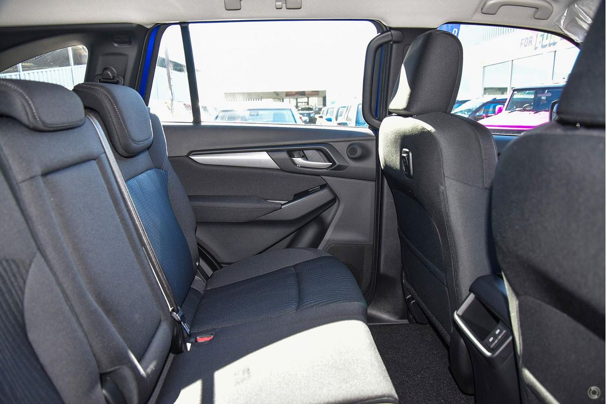 2025 Isuzu MU-X LS-M