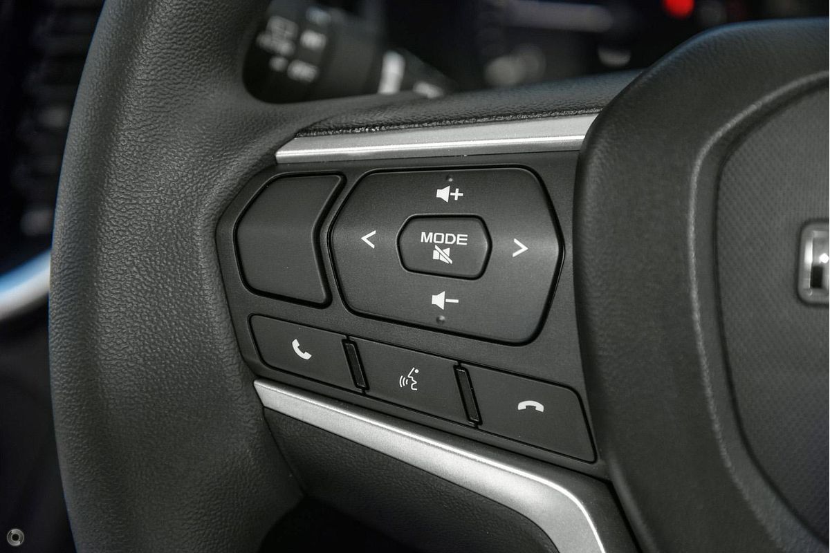 2025 Isuzu MU-X LS-M