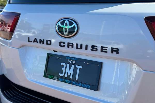 2025 Toyota Landcruiser GR Sport FJA300R