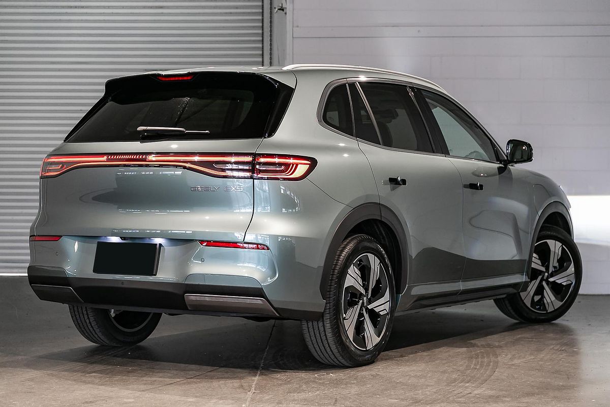 2025 Geely EX5 Inspire E245