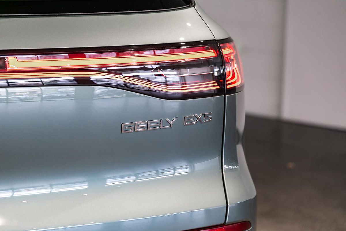 2025 Geely EX5 Inspire E245