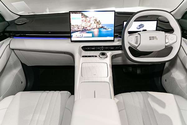 2025 Geely EX5 Inspire E245