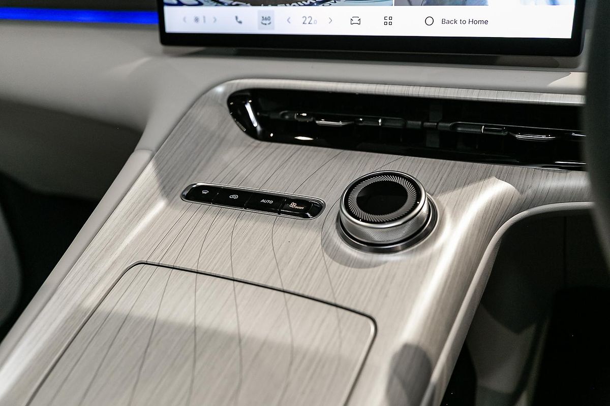 2025 Geely EX5 Inspire E245