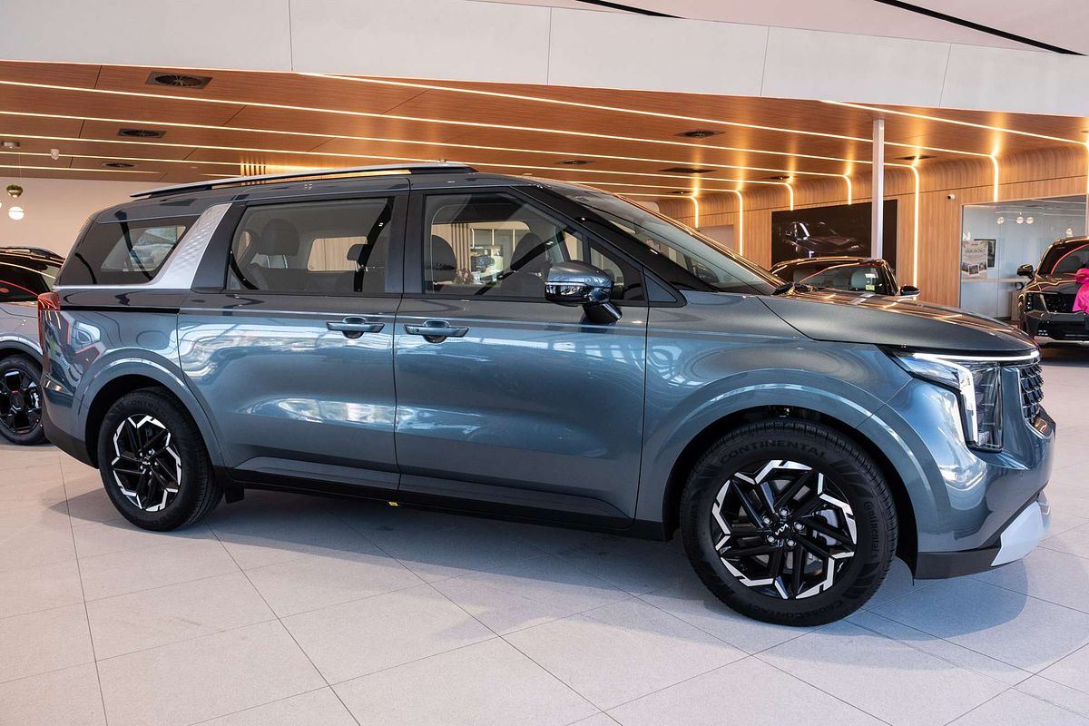 2025 Kia Carnival Sport KA4 PE