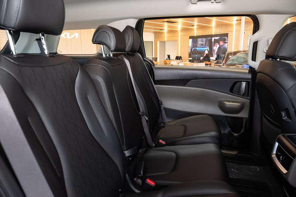 2025 Kia Carnival Sport KA4 PE