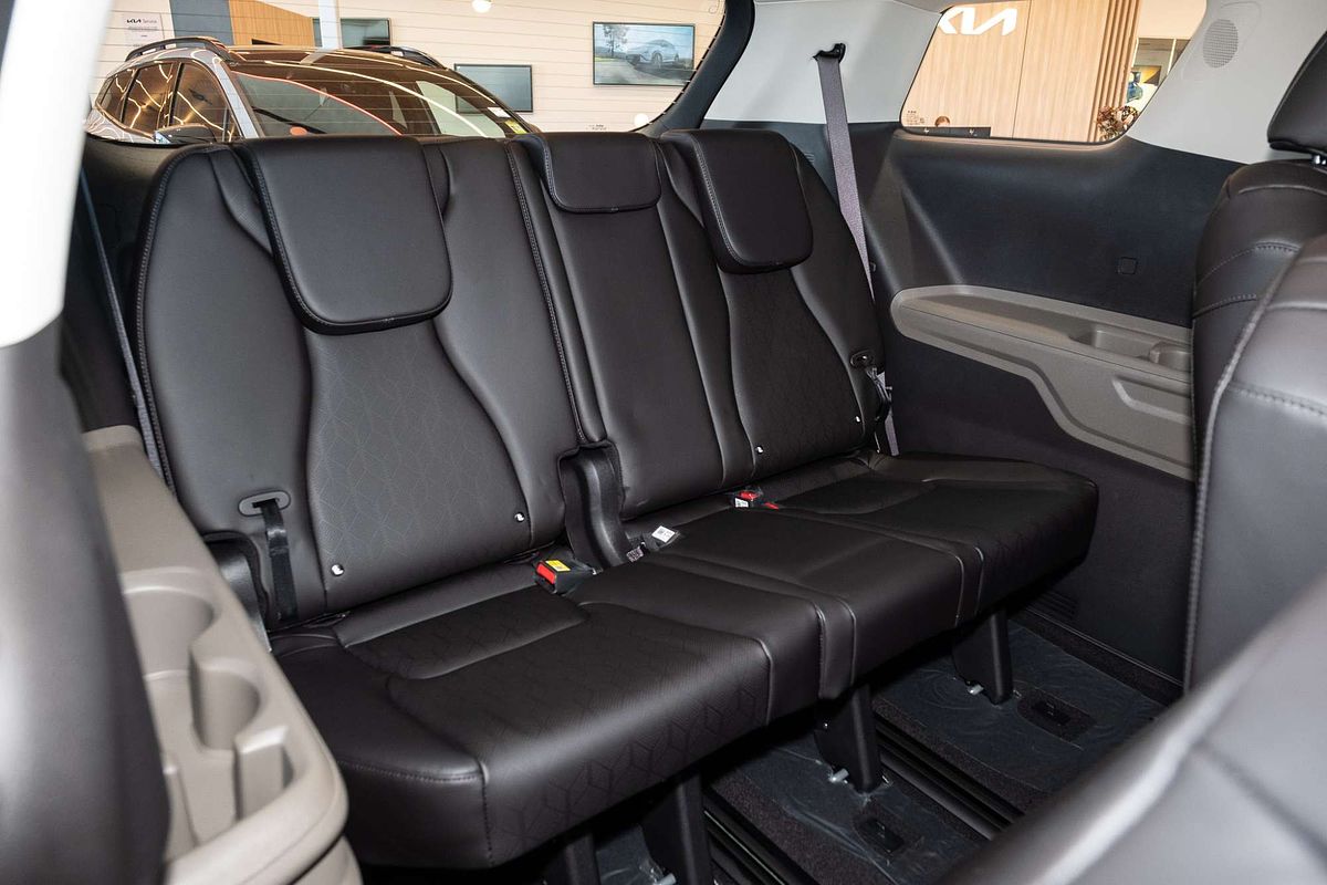 2025 Kia Carnival Sport KA4 PE