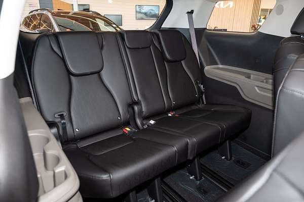 2025 Kia Carnival Sport KA4 PE