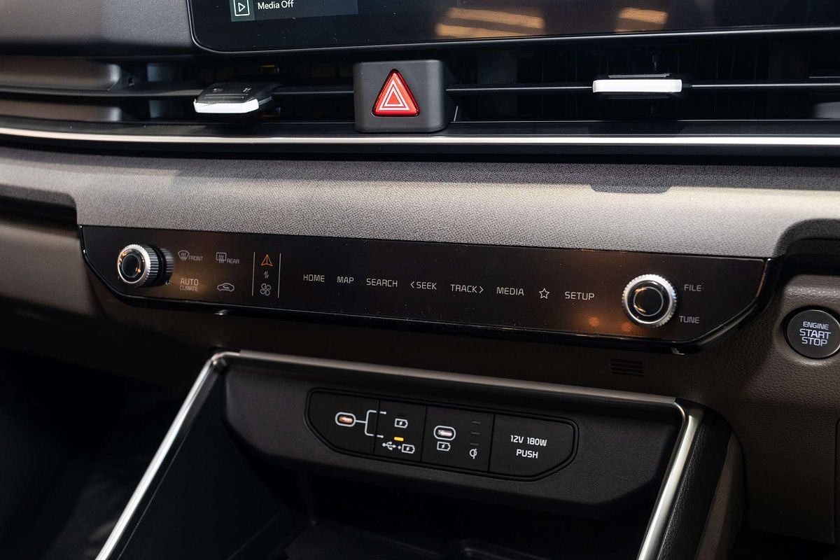 2025 Kia Carnival Sport KA4 PE
