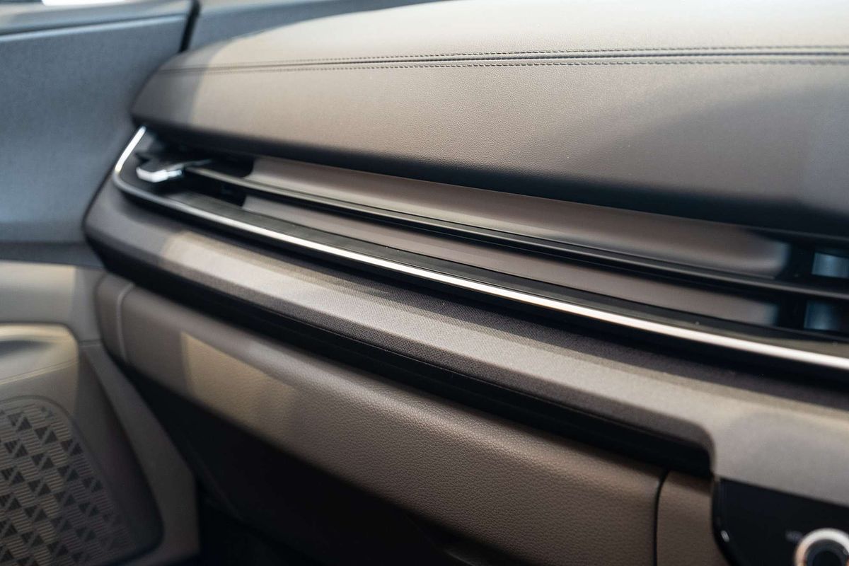 2025 Kia Carnival Sport KA4 PE