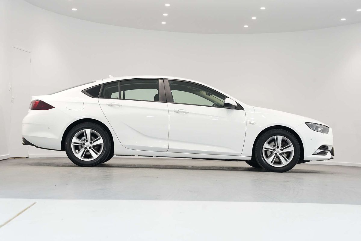 2020 Holden Commodore LT ZB