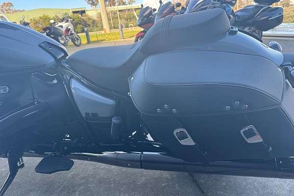2025 BMW R 18 Classic Blacked Out R 18