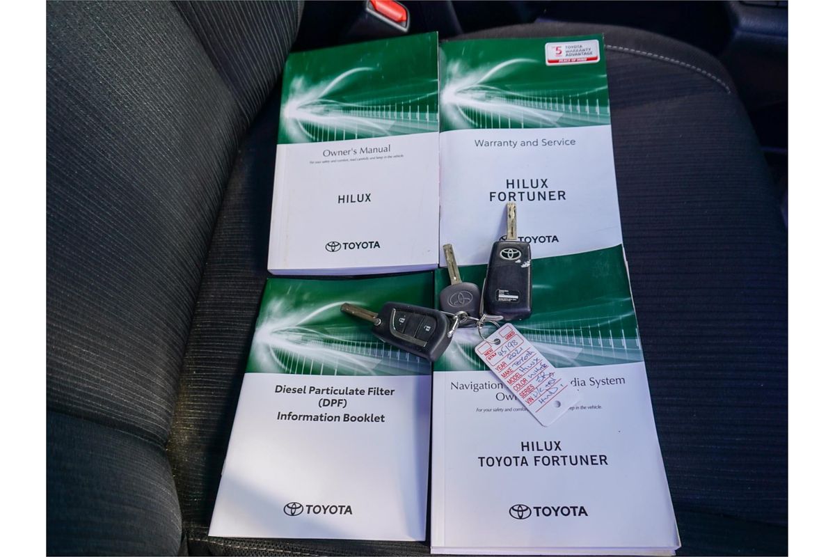 2021 Toyota Hilux SR GUN126R 4X4