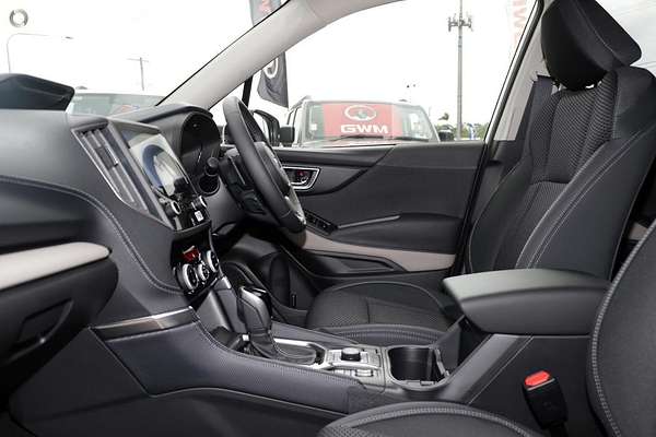 2025 Subaru Forester Premium S6