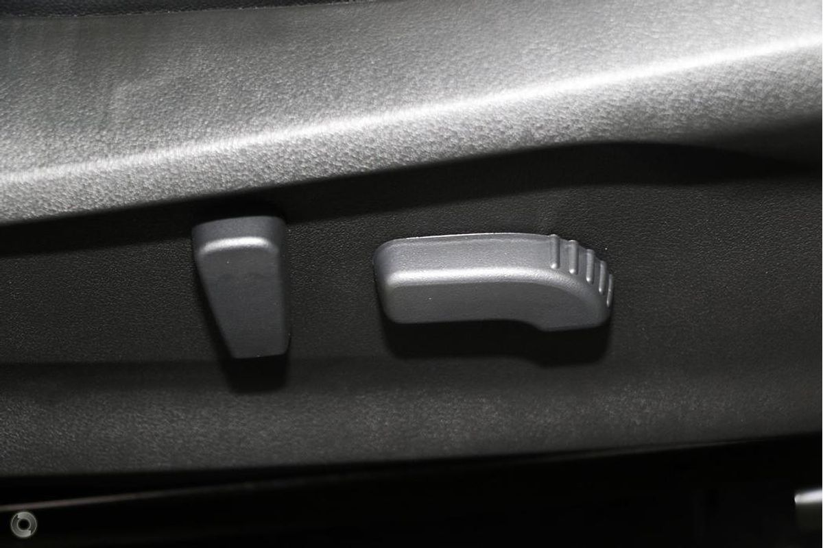 2025 Subaru Forester Premium S6