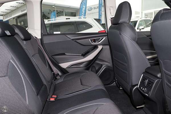 2025 Subaru Forester Premium S6