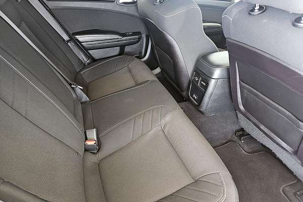2019 Chrysler 300 SRT Core LX
