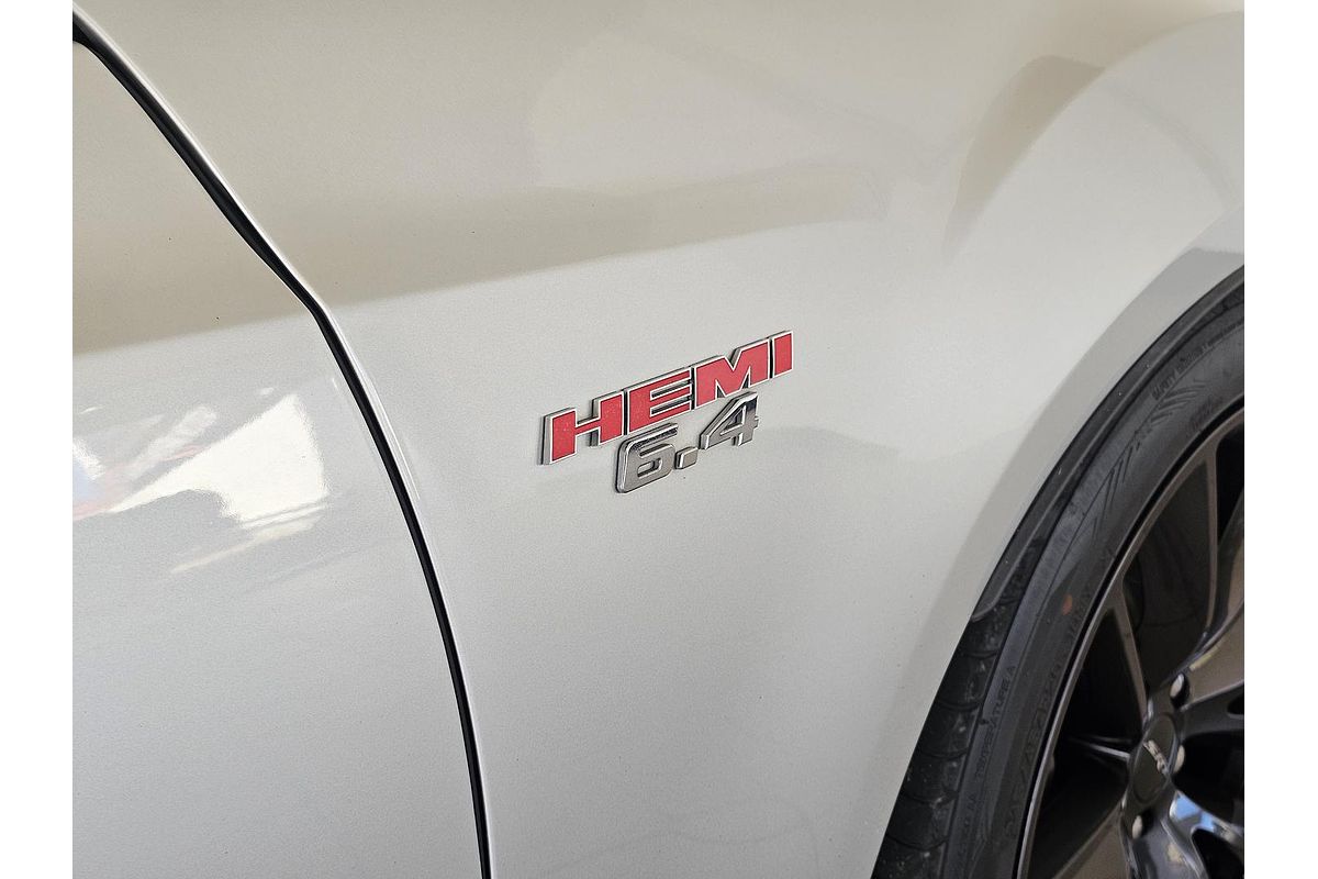 2019 Chrysler 300 SRT Core LX