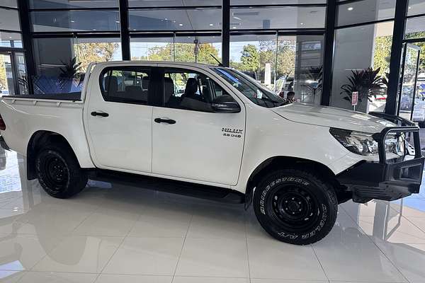 2019 Toyota Hilux SR GUN126R 4X4