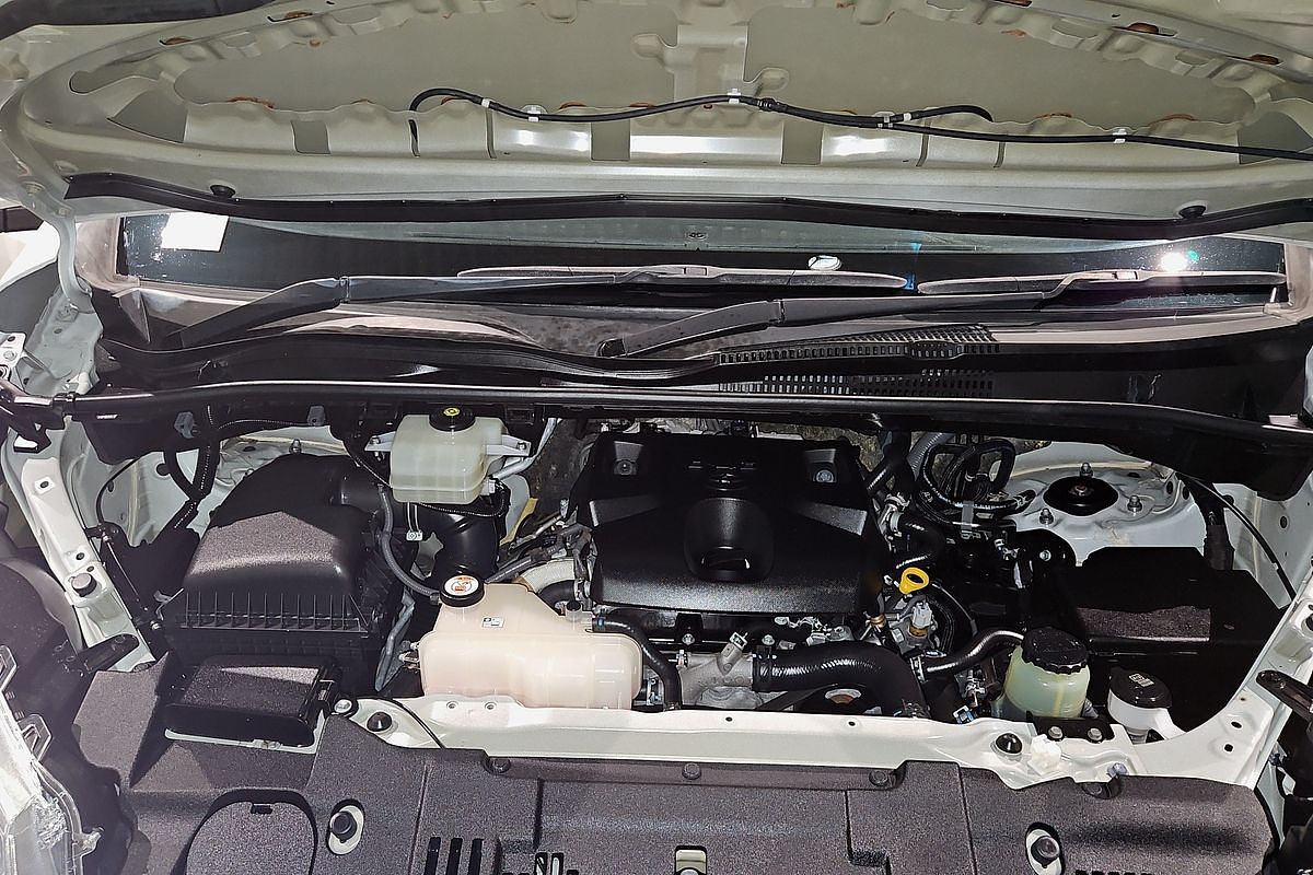 2019 Toyota Hiace Commuter GDH322R