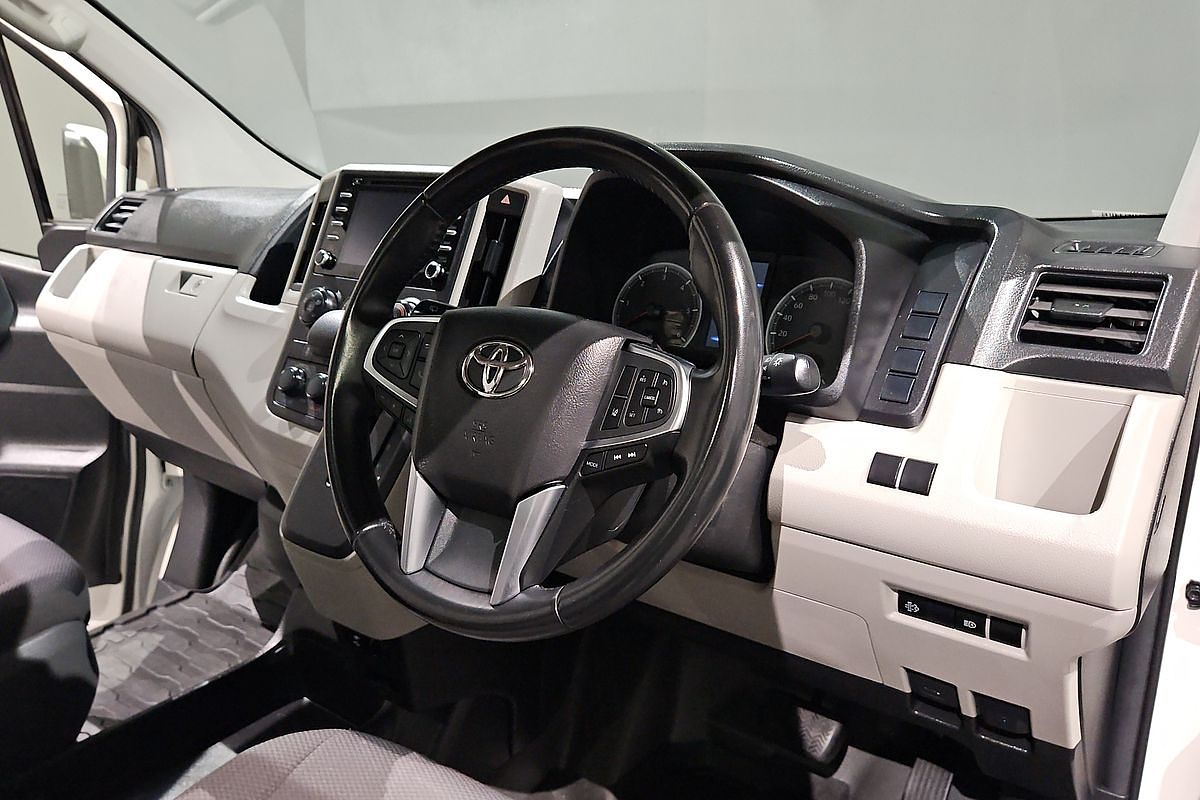 2019 Toyota Hiace Commuter GDH322R