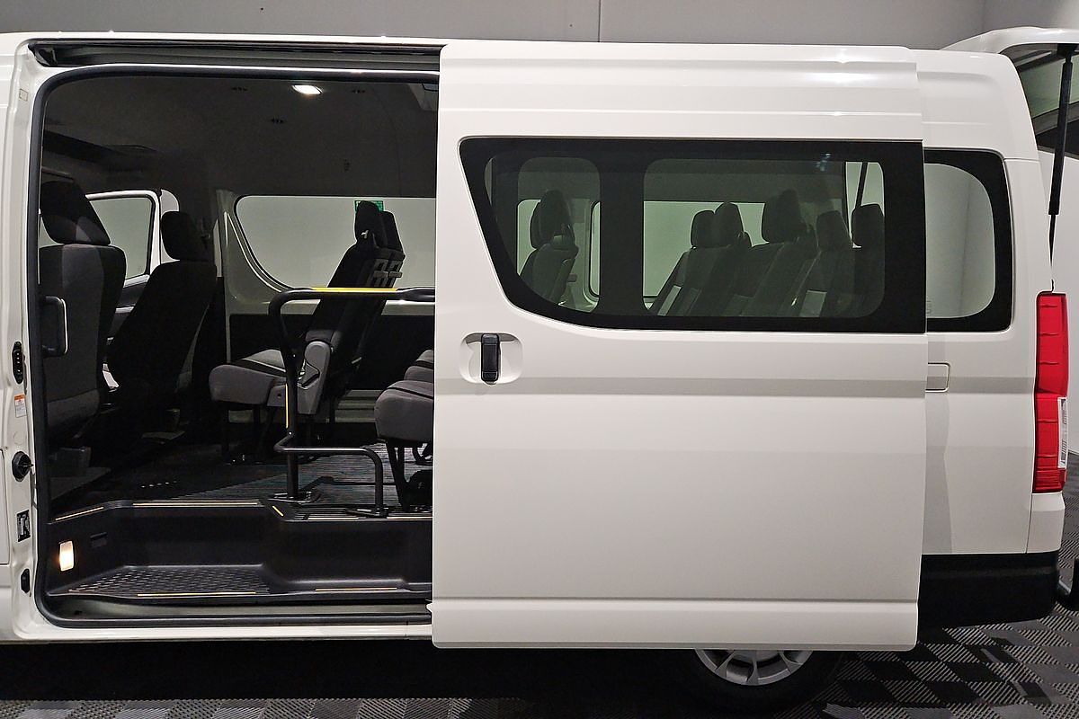 2019 Toyota Hiace Commuter GDH322R