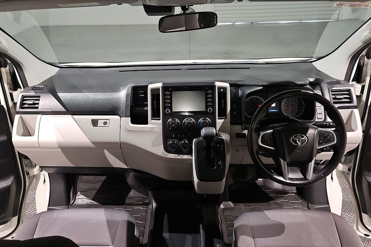 2019 Toyota Hiace Commuter GDH322R