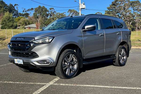 2023 Isuzu MU-X LS-T