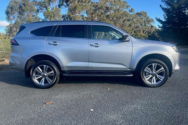 2023 Isuzu MU-X LS-T