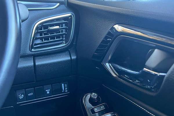 2023 Isuzu MU-X LS-T