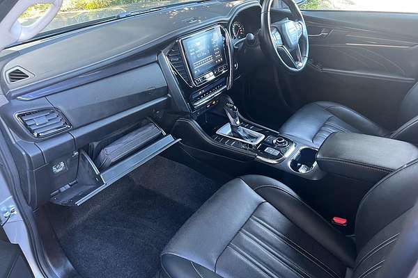 2023 Isuzu MU-X LS-T
