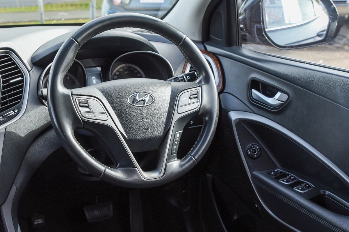 2015 Hyundai Santa Fe Active DM3 Series II