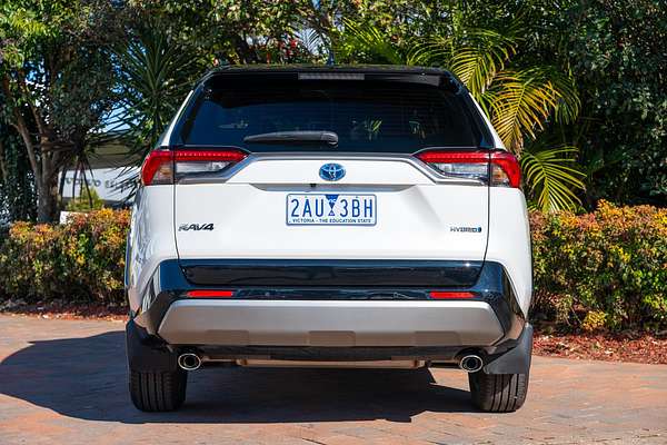 2024 Toyota RAV4 XSE AXAH52R