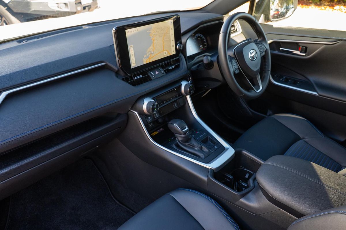 2024 Toyota RAV4 XSE AXAH52R