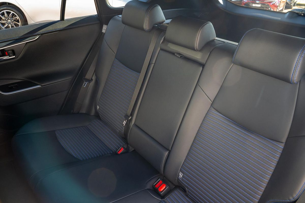 2024 Toyota RAV4 XSE AXAH52R